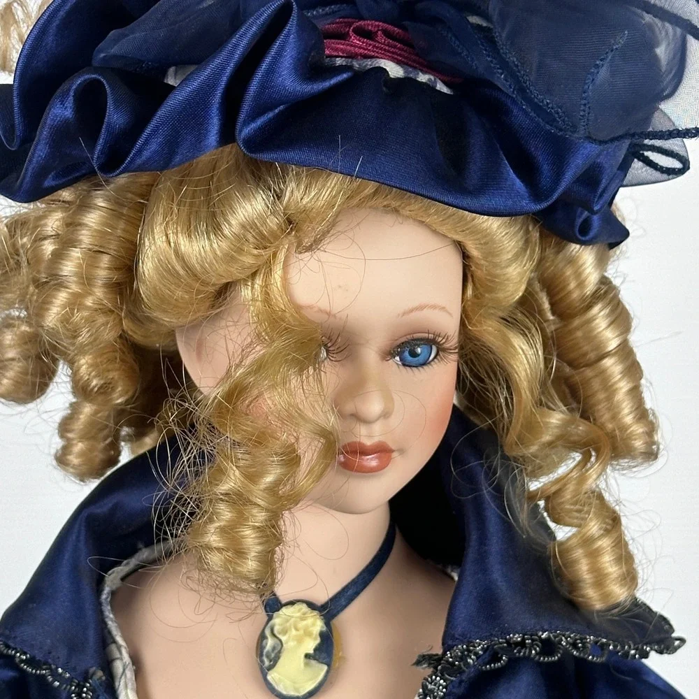 DanDee Collectors Choice Porcelain‎ Doll Victorian Blue Floral Gown 22 Inch